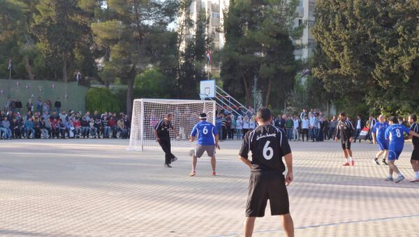 В Сирии начали играть в футбол для прекращения войны - اسپوتنیک ایران  