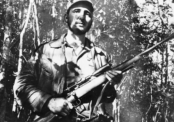 عکس آرشیوی  فیدل کاسترو رهبر  ارتش شورشی - اسپوتنیک ایران  
