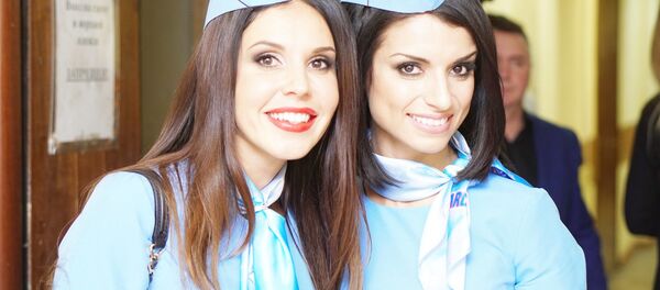 شرکت کننده کنکور «زیباترین مهماندار روسیه» در مسکو شرکت کننده کنکور «زیباترین مهماندار روسیه» در مسکو - اسپوتنیک ایران