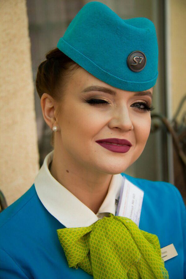 شرکت کننده کنکور «زیباترین مهماندار روسیه» در مسکو - اسپوتنیک ایران  