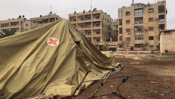 Мобильный госпиталь министерства обороны РФ в Алеппо после обстрел - اسپوتنیک ایران  