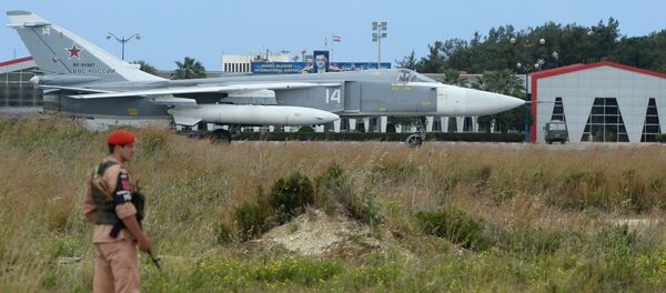 افشای نقش آمریکا در حمله پهپادها به پایگاه روسیه در سوریه افشای نقش آمریکا در حمله پهپادها به پایگاه روسیه در سوریه - اسپوتنیک ایران
