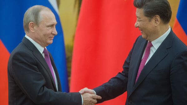 Президент России Владимир Путин и председатель Китайской Народной Республики Си Цзиньпин в Пекине - اسپوتنیک ایران  