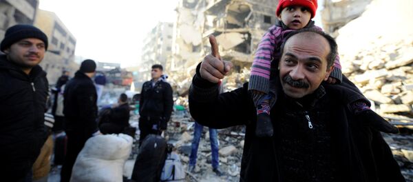 Эвакуированные из Алеппо люди, Сирия - اسپوتنیک ایران  