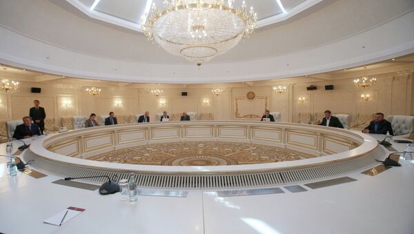 نشست مینسک، گام جدی به جلو برای حل بحران اوکراین - اسپوتنیک ایران  