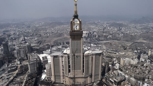 Часовая башня комплекса Абрадж аль-Бейт в городе Мекка - اسپوتنیک ایران  