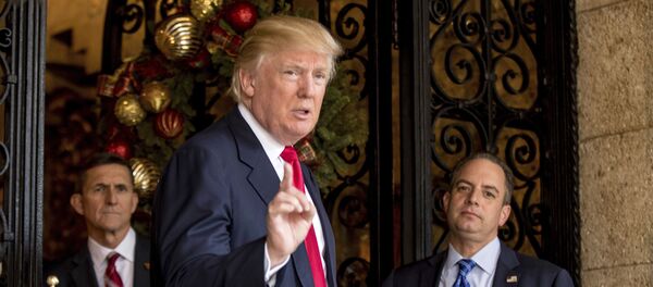 Бывший генерал  Майкл Томас Флинн, избранный президент США Дональд Трамп и начальник штаба Трампа Райнс Прибус на пресс-конференции в Палм-Бич, Флорида - اسپوتنیک ایران  