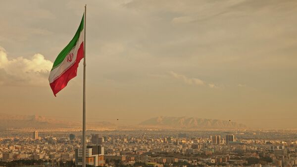 پرچم ایران  - اسپوتنیک ایران  