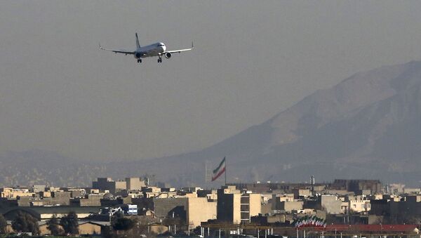اولین هواپیمای آی تی آر در فرودگاه مهرآباد  به زمین نشست - اسپوتنیک ایران  