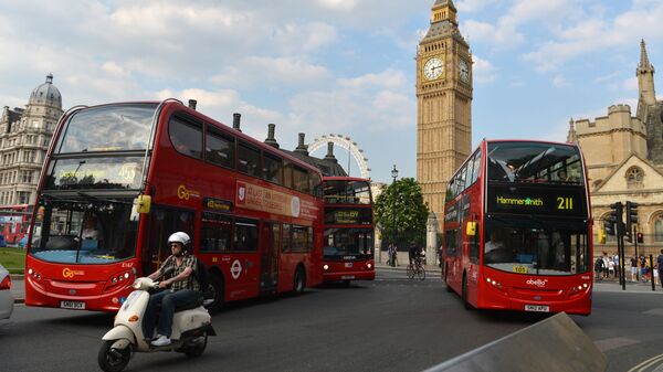 Автобусы на одной из улиц Лондона - اسپوتنیک ایران  