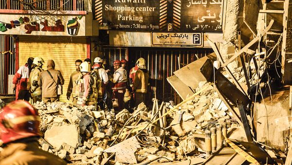 آتش نشان در محل حادثه - اسپوتنیک ایران  
