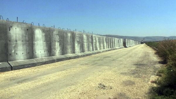 ساخت دیوار بزرگ در مرز ترکیه و سوریه - اسپوتنیک ایران  