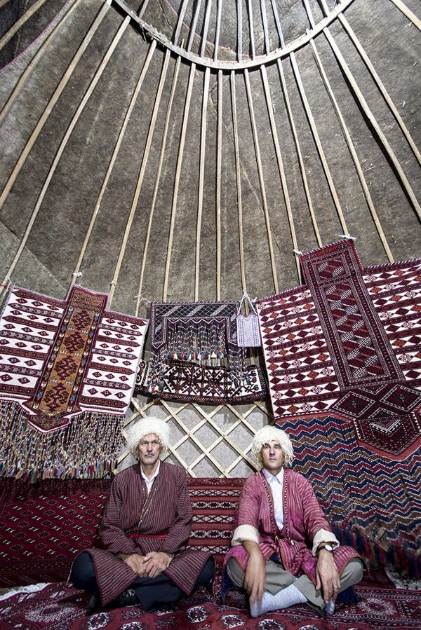 استفاده از قالی و قالیچه جهت زینت بخشیدن به سکونتگاه - اسپوتنیک ایران  