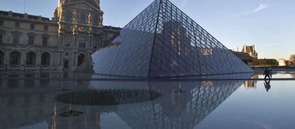 Лувр в Париже Лувр в Париже - اسپوتنیک ایران