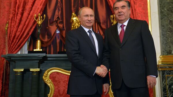 رهبر تاجیکستان: پیروزی بر فاشیسم در نتیجه وحدت کشورها حاصل شد - اسپوتنیک ایران  