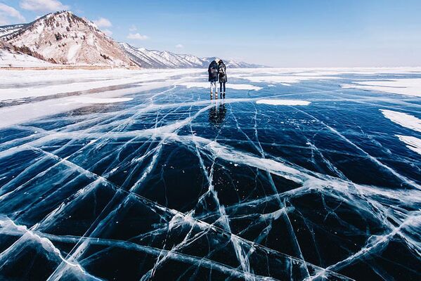 منظره دریاچه یخ زده بایکال - اسپوتنیک ایران  