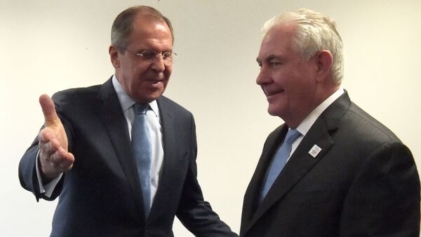 لاوروف گفت در دیدارش با تیلرسون مساله تحریم ها علیه روسیه مورد بررسی قرار نگرفت - اسپوتنیک ایران  