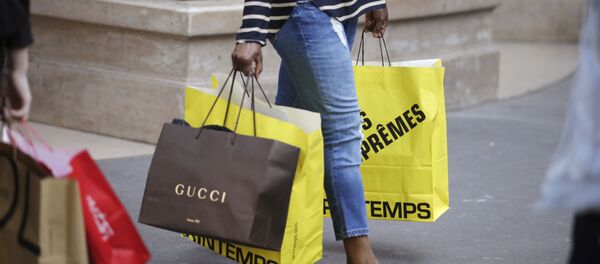 نجات طبیعت با استفاده از کیسه پارچه ای به جای پلاستیک +عکس - اسپوتنیک ایران  