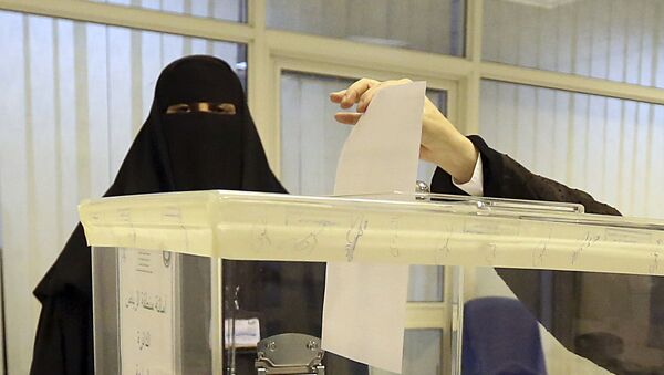 Голосование на муниципальных выборах в Саудовской Аравии - اسپوتنیک ایران  