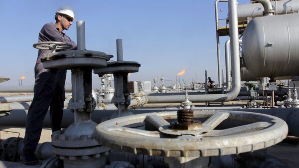 حصول توافق نفتی میان لبنان و عراق - اسپوتنیک ایران  