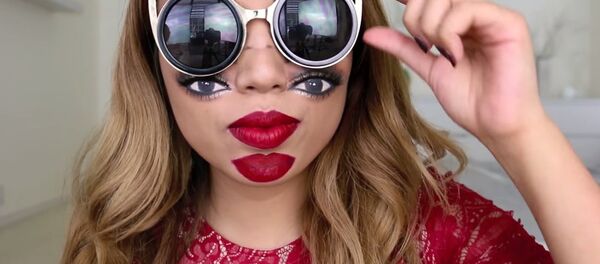 تاثیر آرایش و پوشش صحیح در تغییر سن و ظاهر(ویدئو) تاثیر آرایش و پوشش صحیح در تغییر سن و ظاهر(ویدئو) - اسپوتنیک ایران