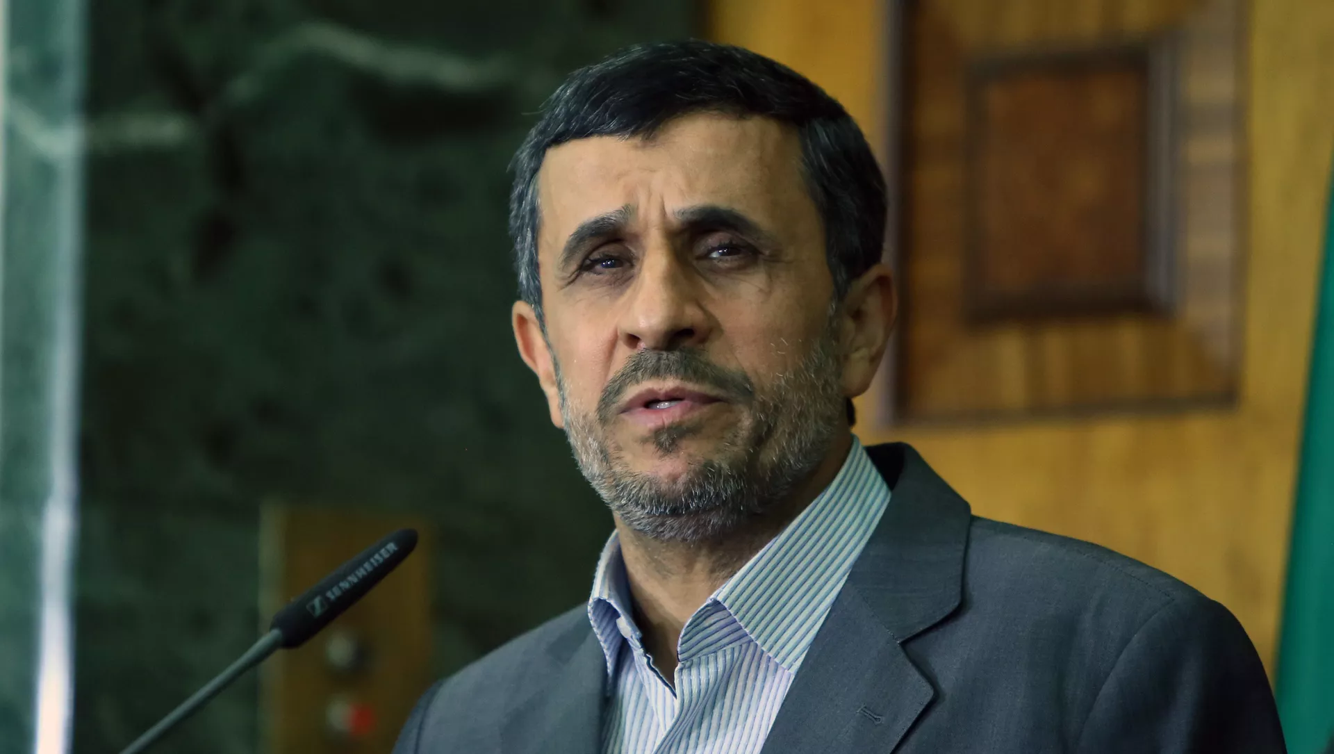 واکنش محمود احمدی نژاد به ادعای فائزه هاشمی