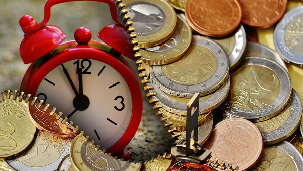 چند سال برای ساختن یه زندگی خوب وقت داریم؟ +عکس - اسپوتنیک ایران  