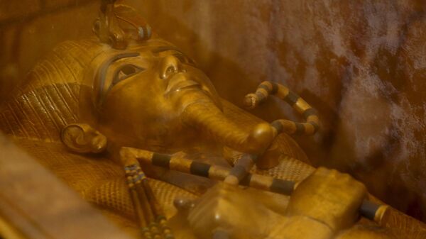 کشف مجسمه دو فرعون مصری در قاهره - اسپوتنیک ایران  