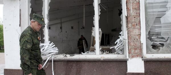 جمهوری های مردمی دونتسک و لوهانسک: عملیات جنگی مانع بازسازی دونباس است جمهوری های مردمی دونتسک و لوهانسک: عملیات جنگی مانع بازسازی دونباس است - اسپوتنیک ایران