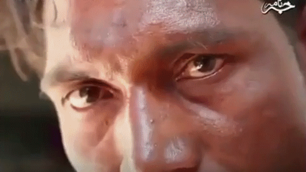مردی در هند که غذایش فقط خشت و خاک است (ویدئو) - اسپوتنیک ایران  