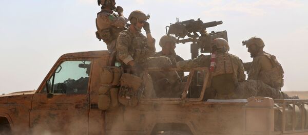 کردها چاه های نفت در شمال سوریه را به آتش کشیدند - اسپوتنیک ایران  