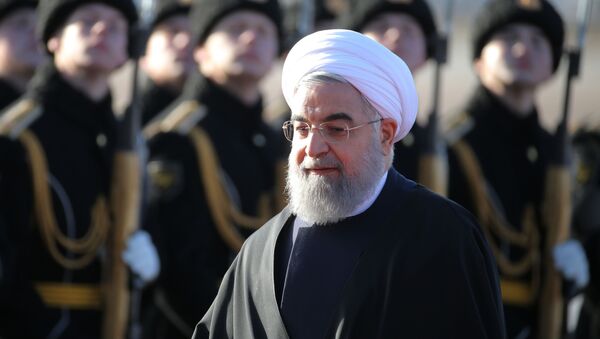 Президент Исламской Республики Иран Хасан Рухани во время церемонии встречи в аэропорту Внуково-2 - اسپوتنیک ایران  