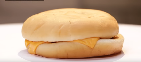 آیا برگر های مک دونالد فاسد نمی شوند؟ - اسپوتنیک ایران  