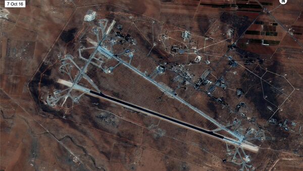 Спутниковый снимок аэродрома Шайрат в Сирии после ракетной бомбардировки со стороны США - اسپوتنیک ایران  