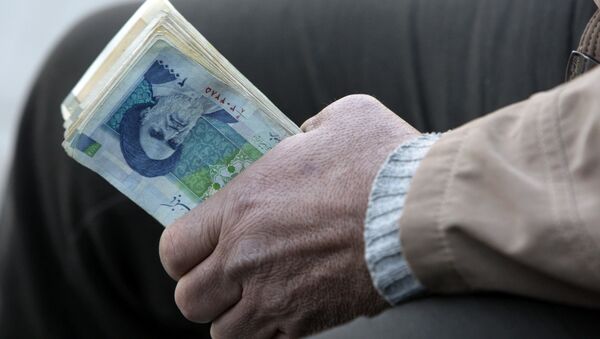 اعلام نرخ مالیات بر درآمد حقوق در سال 98 - اسپوتنیک ایران  