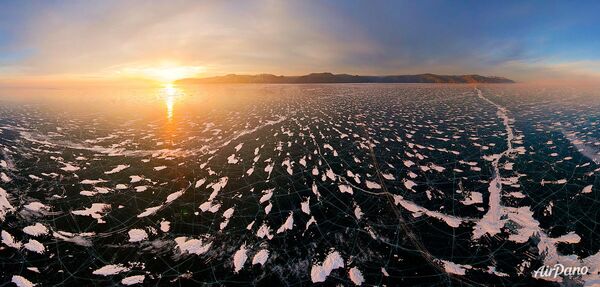 دریاچه بایکال در زمستان - اسپوتنیک ایران  