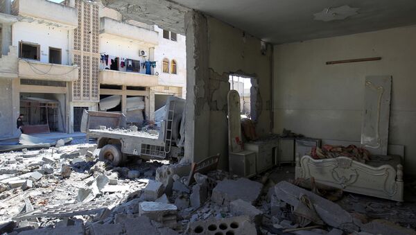 Последствия бомбардировок неподконтрольного сирийскому правительству города Хан-Шейхун, расположенный на территории мухафазы Идлиб - اسپوتنیک ایران  