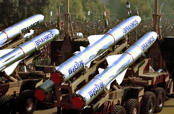 The Indian Army's Brahmos Missiles, a supersonic cruise missile, are displayed during the Republic Day Parade in New Delhi, India. - اسپوتنیک ایران  