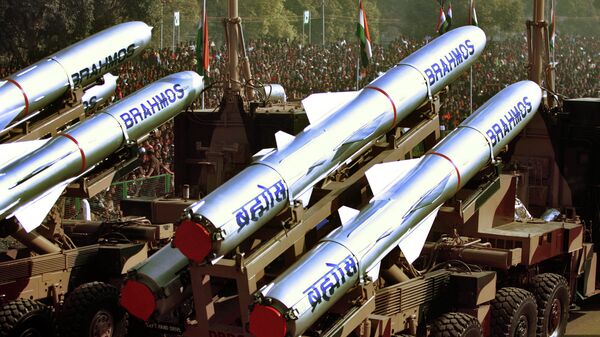 The Indian Army's Brahmos Missiles, a supersonic cruise missile, are displayed during the Republic Day Parade in New Delhi, India. - اسپوتنیک ایران  