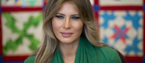 پدر و مادر ملانیا شهروند آمریکا شدند + عکس - اسپوتنیک ایران  