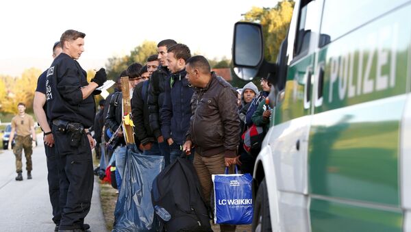 خشم و سرخوردگی مهاجرین در آلمان - اسپوتنیک ایران  