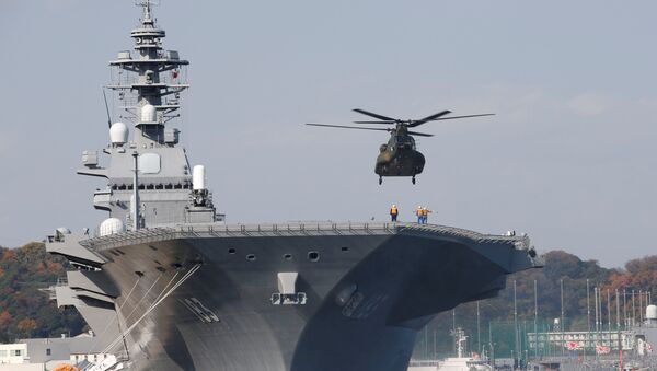 بزرگترین ناوشکن هلیکوپتربر ژاپن، جهت اسکورت کشتی آمریکایی به آب های ژاپن ارسال شد - اسپوتنیک ایران  