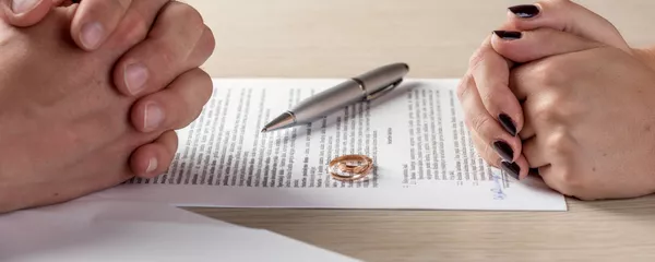 آمار بیشترین ثبت ازدواج و طلاق در ایران آمار بیشترین ثبت ازدواج و طلاق در ایران - اسپوتنیک ایران