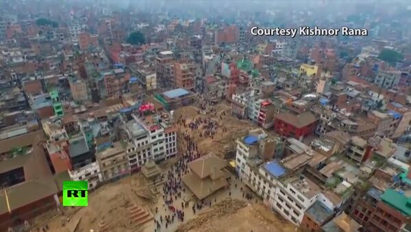 پیامدهای تخریب کننده زمین لرزه در نپال- فیلم برداری با پهپاد - اسپوتنیک ایران  