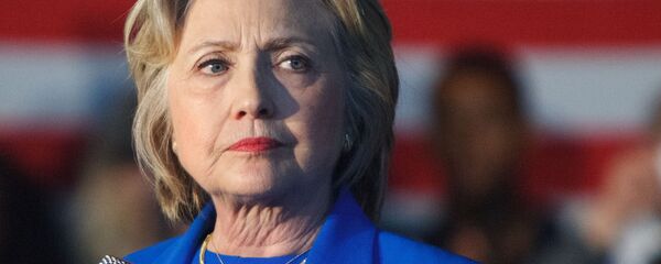 کلینتون: هواداران ترامپ، تروریست داخلی هستند - اسپوتنیک ایران  