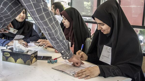 غول چراغ جادو هم برای انتخابات ریاست جمهوری ایران ثبت نام کرد + عکس - اسپوتنیک ایران  