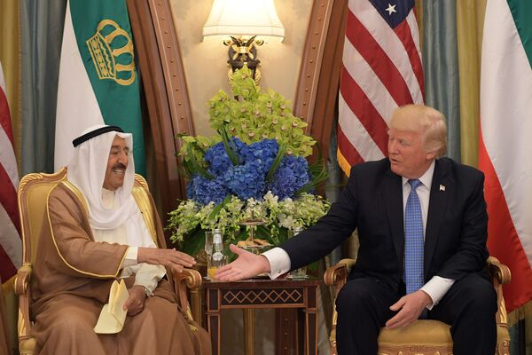 رئیس جمهور ایالات متحده آمریکا در دیدار با صباح احمد جابر صباح، امیر کویت در ریاض - اسپوتنیک ایران  