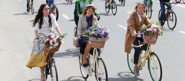 دوچرخه سواری ورزش ضد پیری دوچرخه سواری ورزش ضد پیری - اسپوتنیک ایران