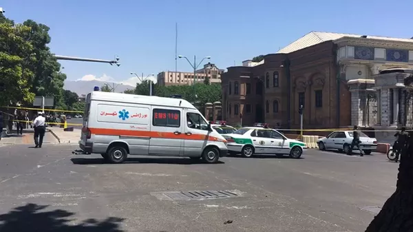 تصادف مرگ‌بار مینی‌بوس دانش‌آموزان در ایران  - اسپوتنیک ایران  