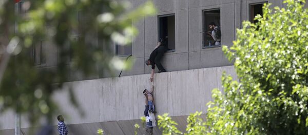 حمله غیرمنتظره به دو سمبل مهم ایران/ شرح ماجرای عملیات تروریستی تهران - اسپوتنیک ایران  